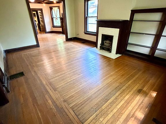 4th image of 3018 Fairfield Ave #2