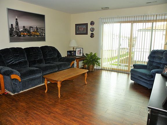 4th image of 4710 W Euclid Ave #2C