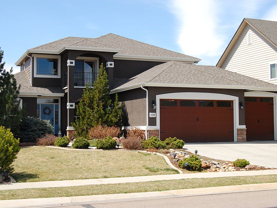 Front w/ Mature Landscaping