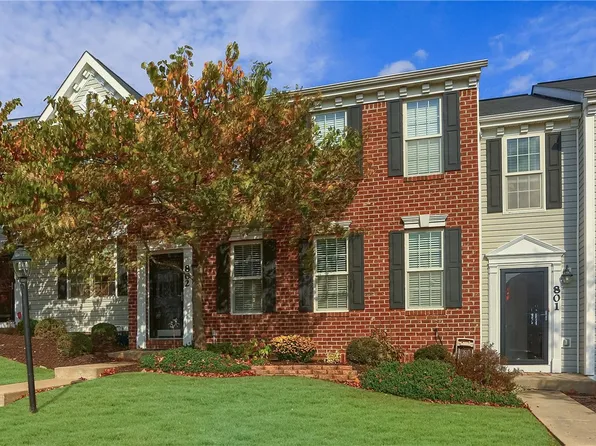 802 Raymond Dr, Oakdale, PA 15071