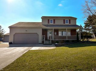 6055 Middletown Rd, New Middletown, OH 44442