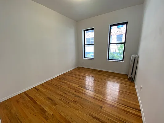 Rented by GreenVill Real Estate LLC | media 3