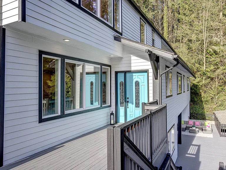 535 SW Ellerwood St #B — Photo 3