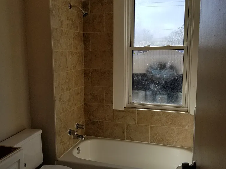 124 W Benson St #1 — Photo 5