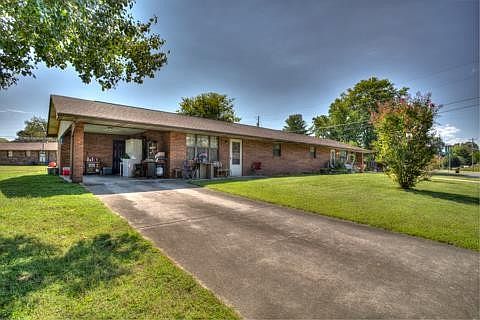 1st image of 231/233 Rivers Edge Ln