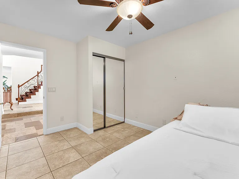 903 Possum Hill St — Photo 23