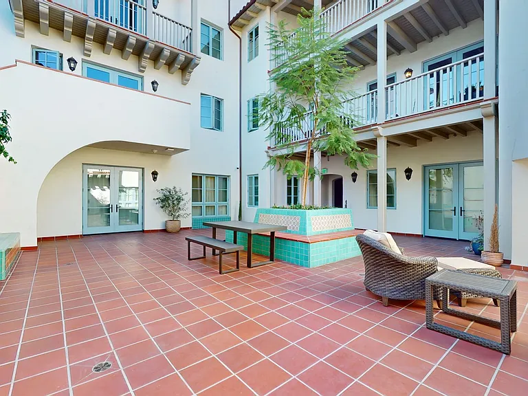 Parkview Pasadena Apartments - Luxury apartments in the Playhouse District — Photo 6