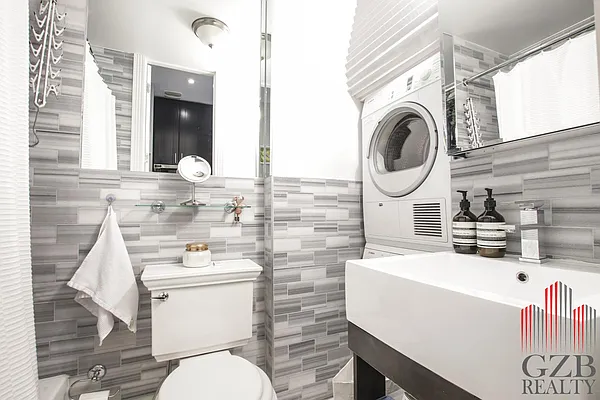 Rented by Avenues Real Estate | media 21