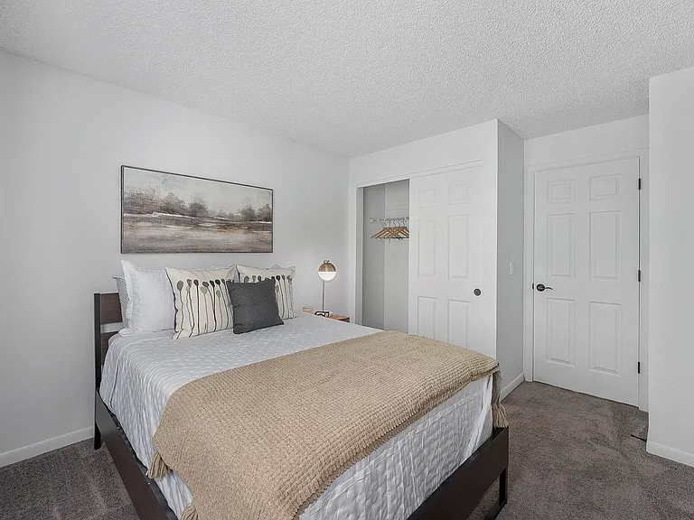 Timber Glen Apartments — Photo 99