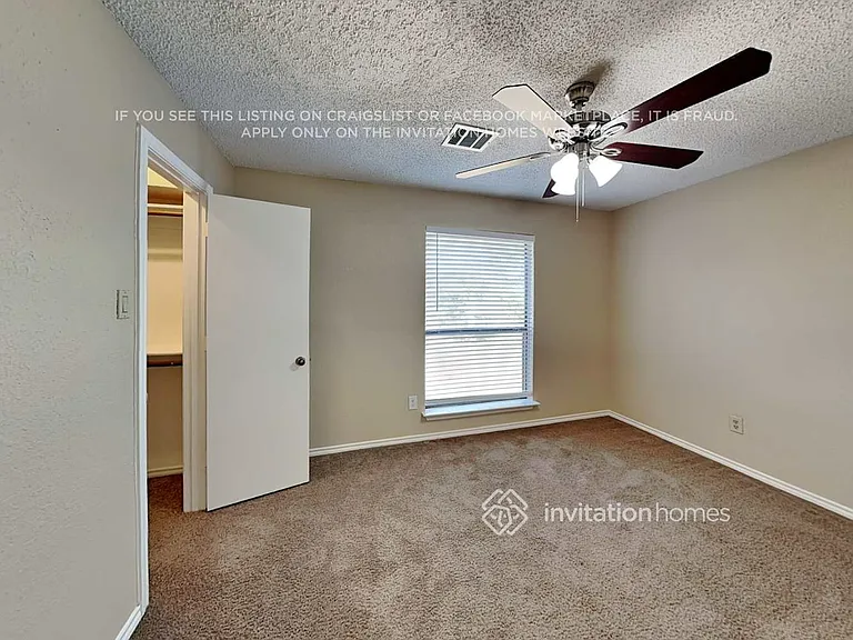 2032 Rochelle Ln — Photo 14