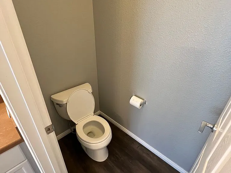 9401 Yellowshale St — Photo 14