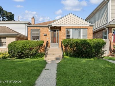 7504 N Oconto Ave, Chicago, IL, 60631