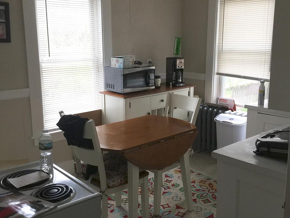 2nd image of 76 Madison St APT 2L
