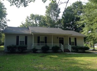 135 Lakewood Dr, Orangeburg, SC 29118
