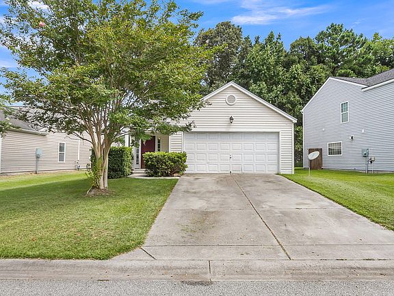 2nd image of 210 Salkahatchie St