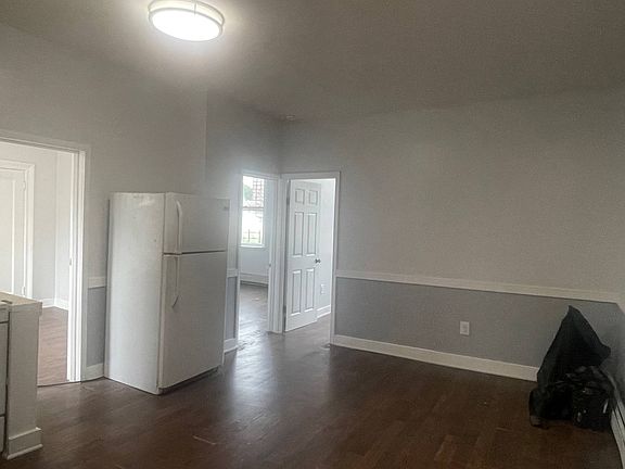 2nd image of 88-14 161st St #3F