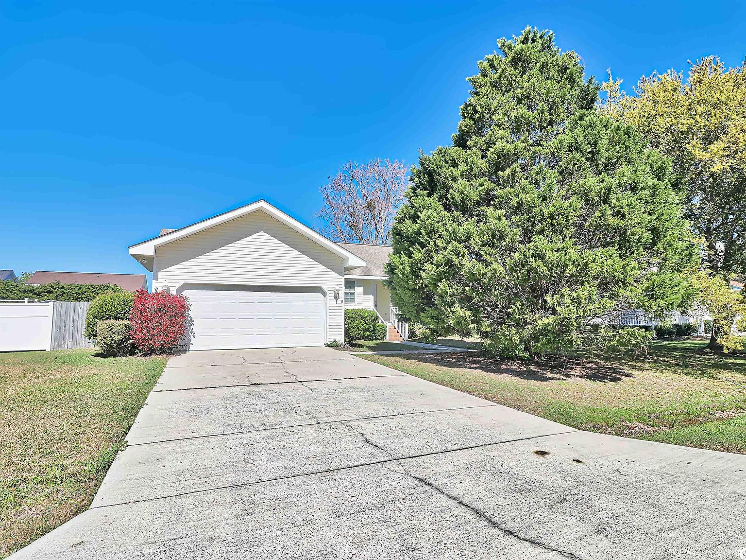 7 Pierce Pl, Surfside Beach, SC 29575 | Zillow