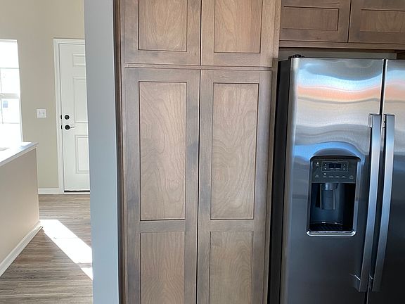 3rd image of 8620 Regent Dr