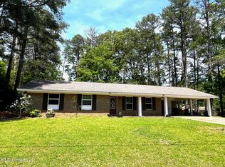 202 Vista Dr, Winona, MS 38967