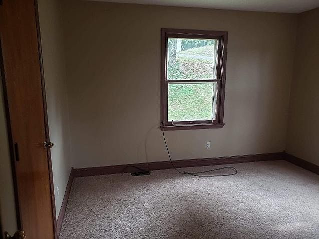 2nd image of 2180 State Highway 2141