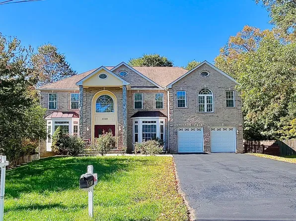 3509 Devon Dr, Falls Church, VA 22042