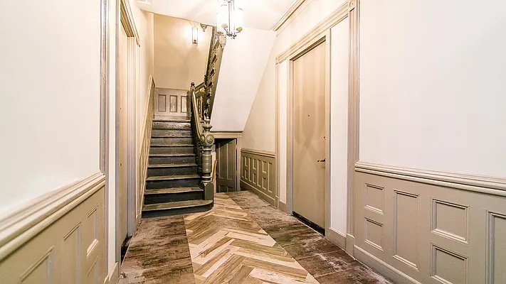 Rented by Nooklyn NYC LLC | media 30