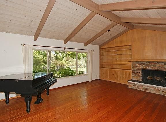 4th image of 2125 Sierra Ventura Dr