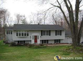 16 Avery Rd, Carmel, NY 10512