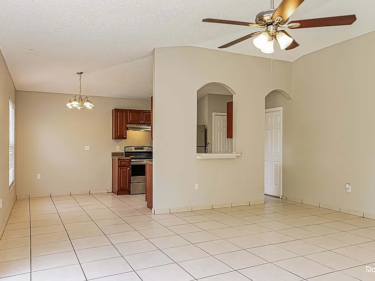 2980 N Huron Dr — Photo 7