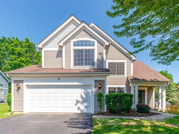 4 Deer Creek Ct, Lake In The Hills, IL 60156