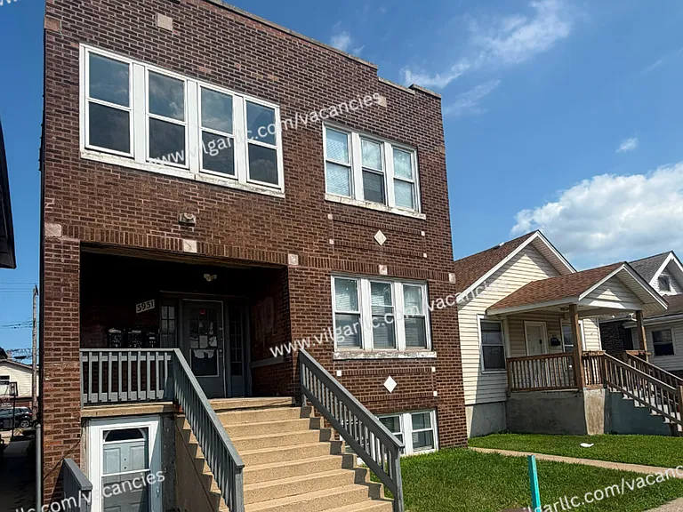 3931 Ivy St — Photo 2