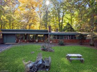 36 Laura Ln, Morristown, NJ 07960