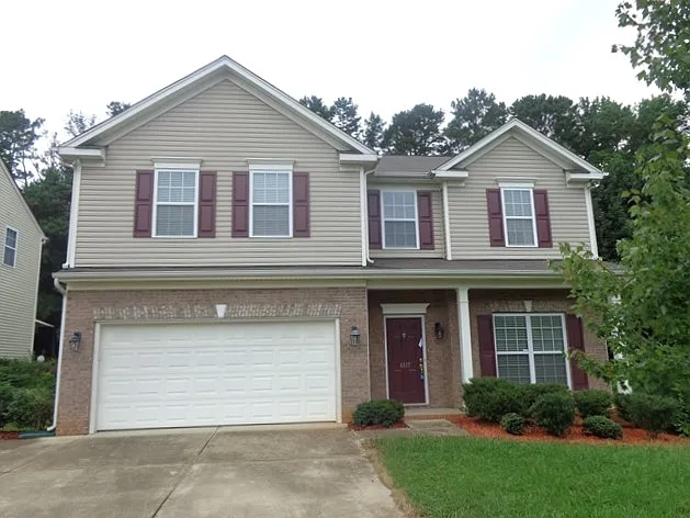 4517 Lawrence Daniel Dr