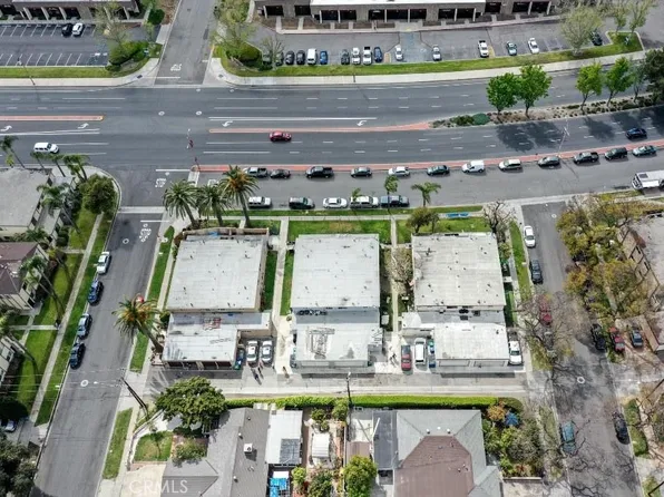 2211 S Fairview St, Santa Ana, CA 92704