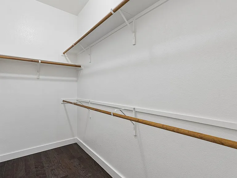 2604 Lou Hollow Pl — Photo 18
