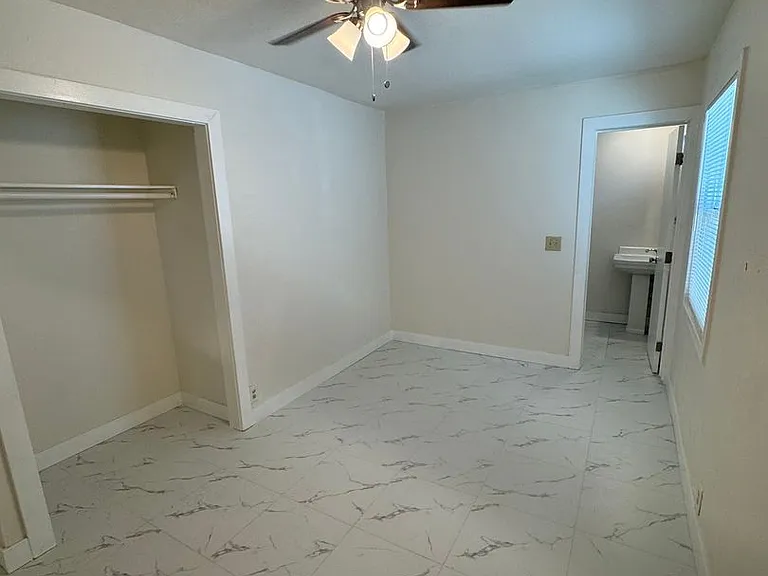 819 S Cypress Ave — Photo 43