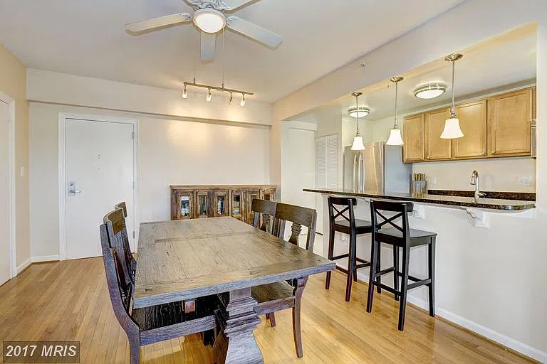 1 bed, 644 sqft, $2,100 — Photo 3