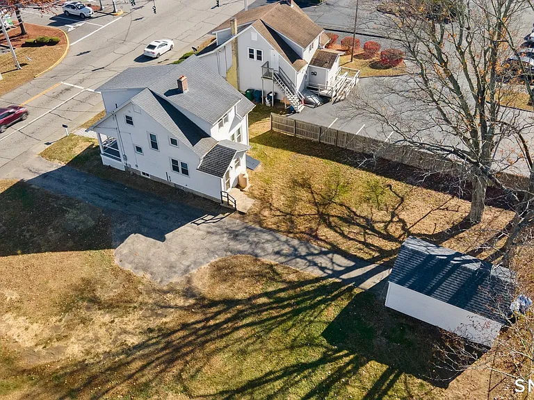 14 Clark Ln — Photo 10