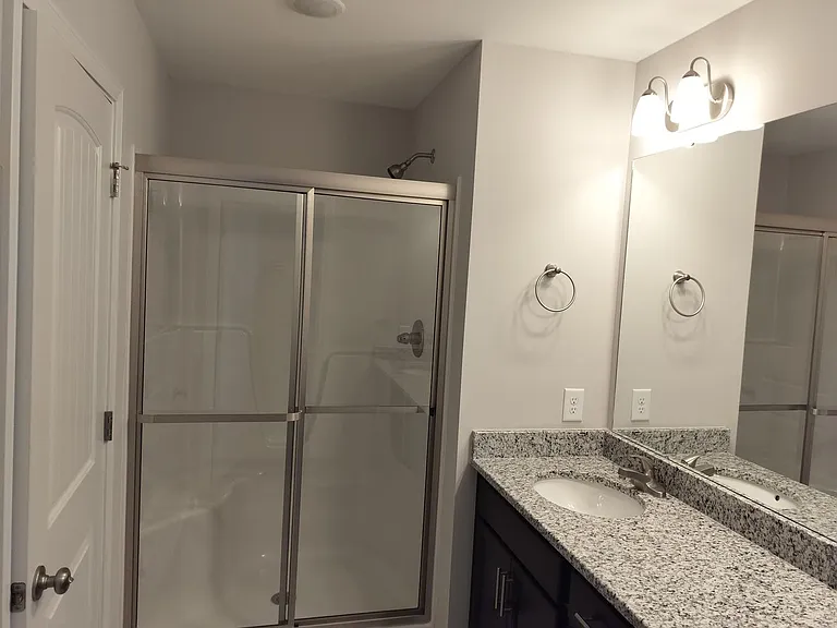 1051 McKay Dr — Photo 16