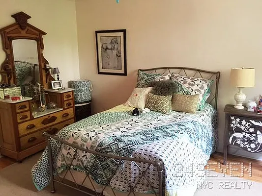 Rented by 24 7 NYC Realty Inc. | media 37