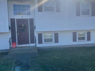 26 Woodbury Rd FLOOR 1, Providence, RI 02905