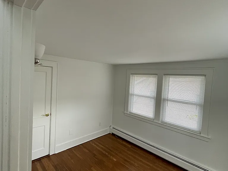 3 Grandview Ave #2 — Photo 6