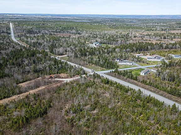 4th image of 105 Old Guysborough Rd