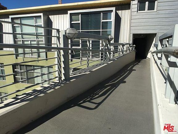 2nd image of 1130 S Flower St APT 219