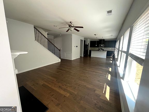 3rd image of 2272 Annes Lake Cir