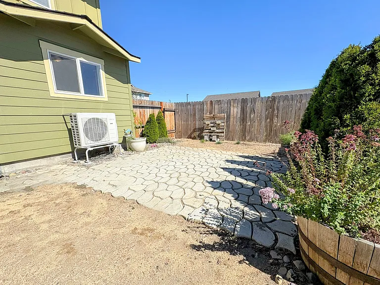 51726 Putney Ln — Photo 31