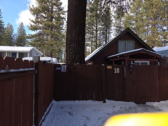 2nd image of 2033 C St Unit 10