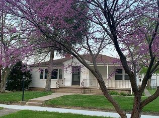 203 N Myers St, Eureka, IL
