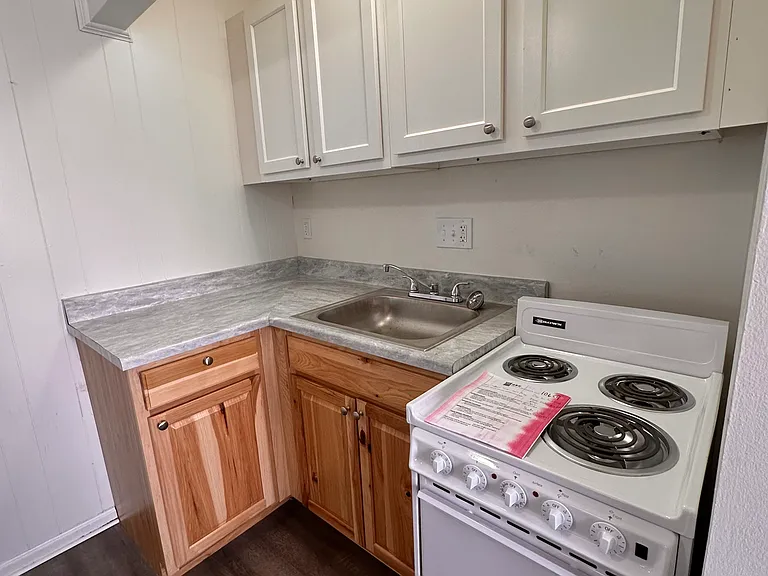 757 5th St #7-39 — Photo 9