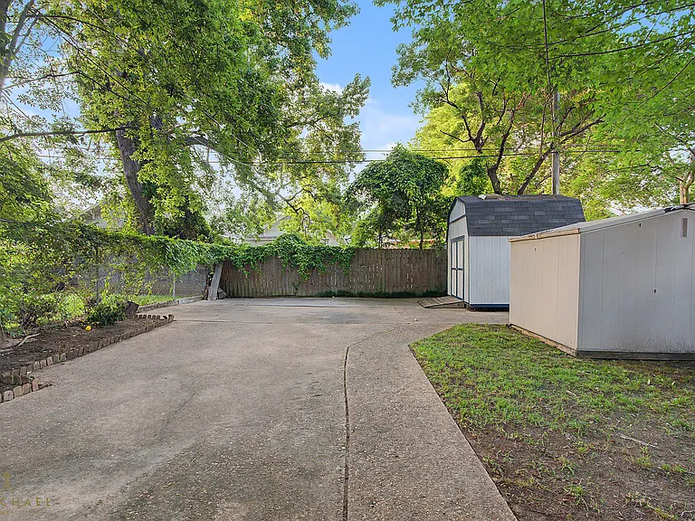420 Forest Ave — Photo 35